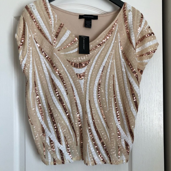 Ashley Stewart Tops - 🔥NWT🔥 Semi-Crop Sequined Top Ashley Stewart Tops - 🔥NWT🔥 Semi-Crop Sequined Top